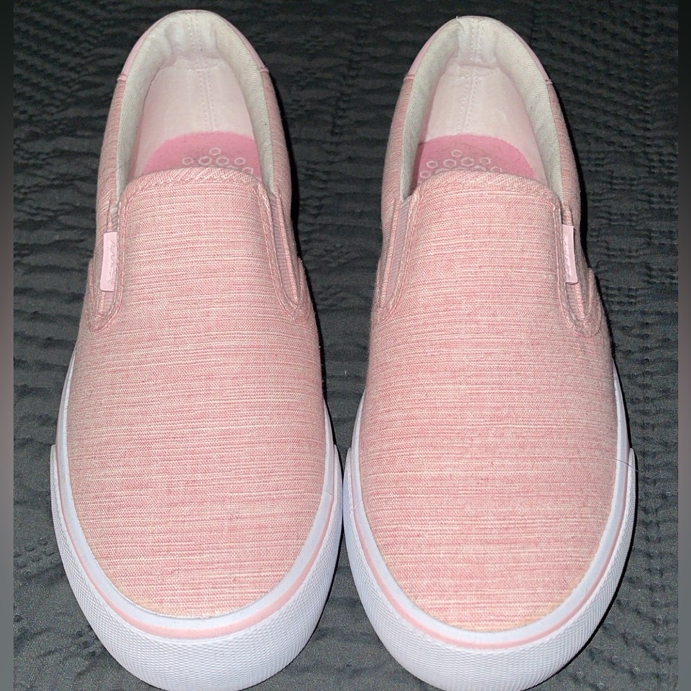 Woman’s Lugz size 8